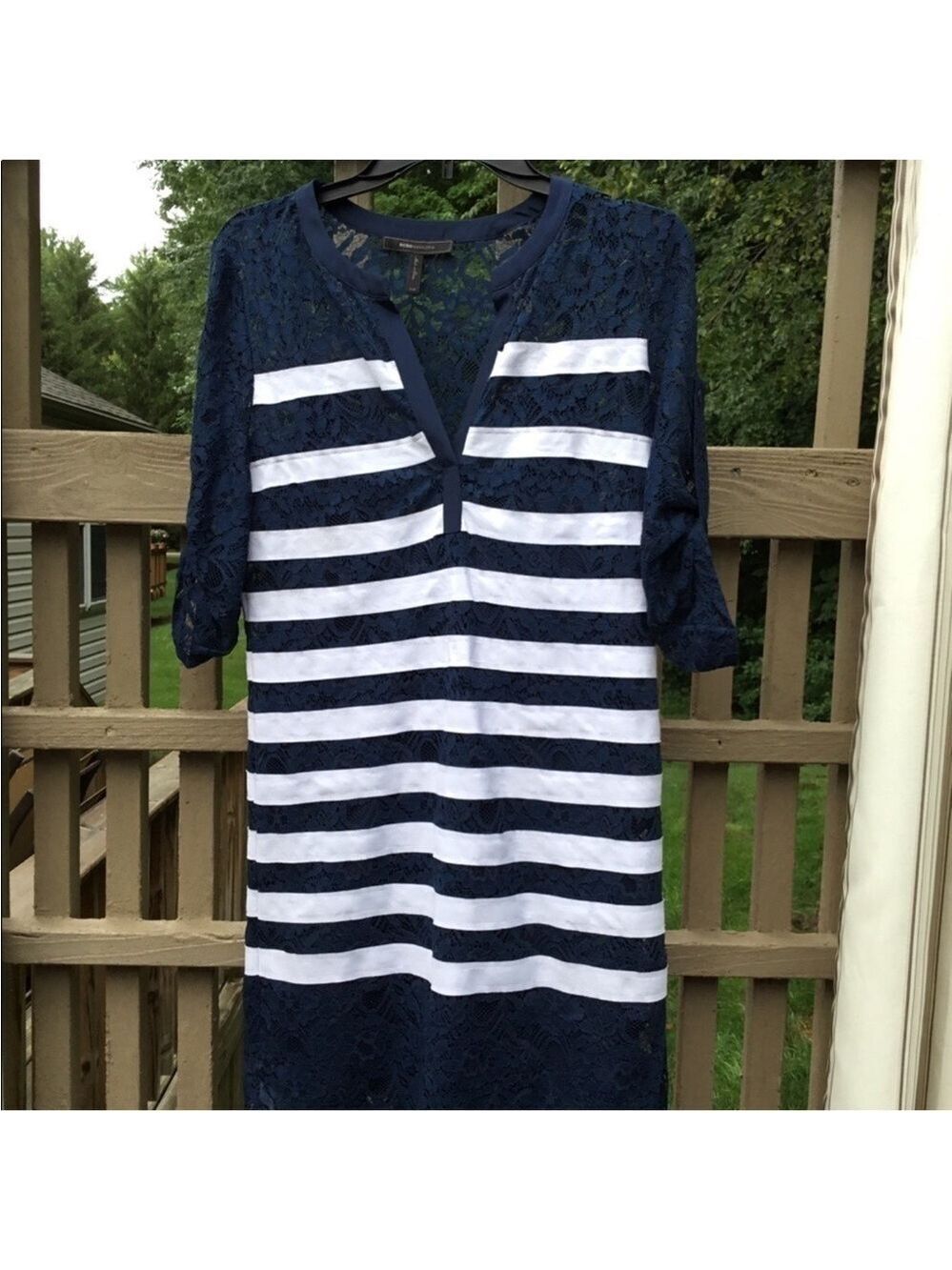 BCBGMaxAzria Lizzie blue & white stripe dress Woman’s size XXS lace